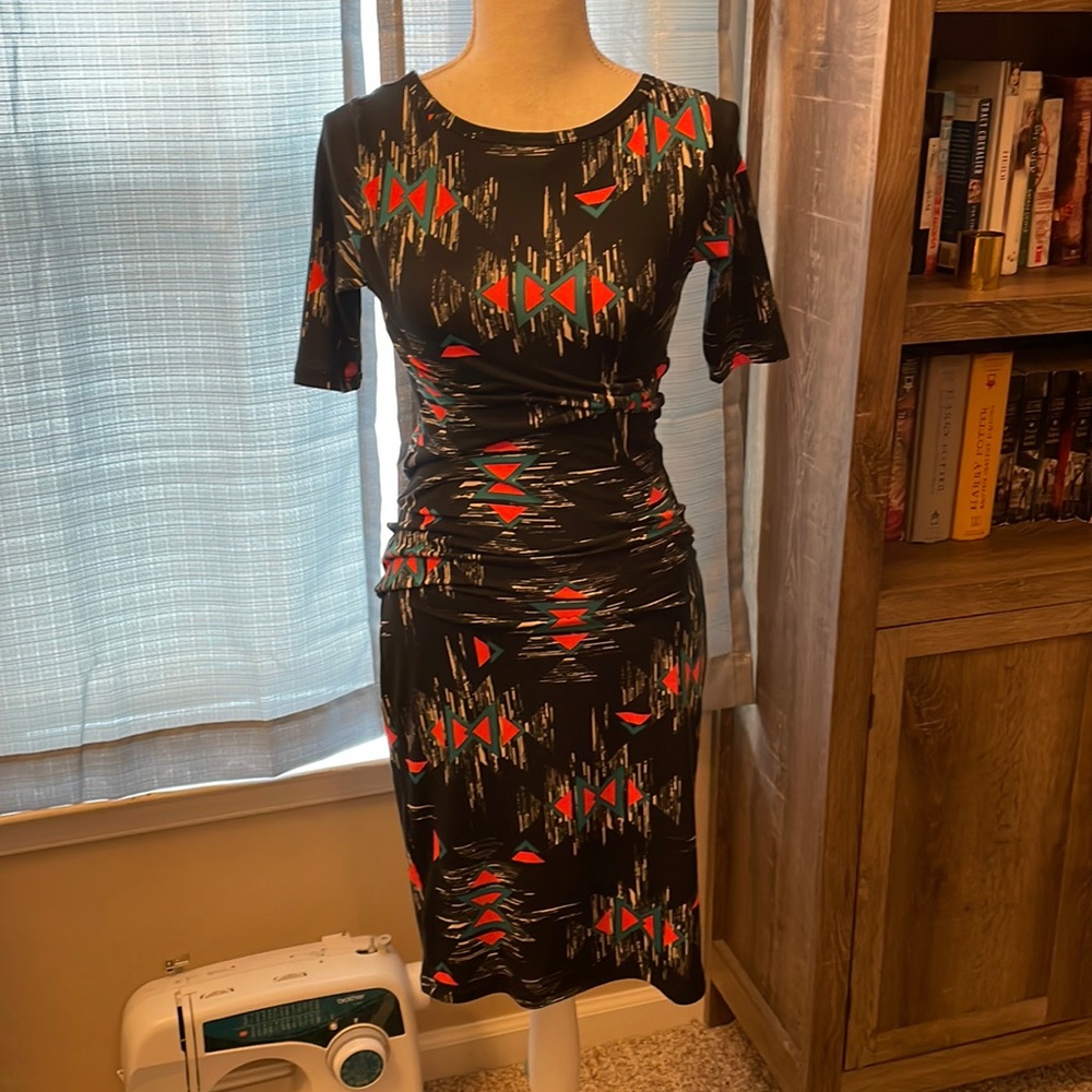 Lularoe dress black green and white pattern pencil dress adjustable long